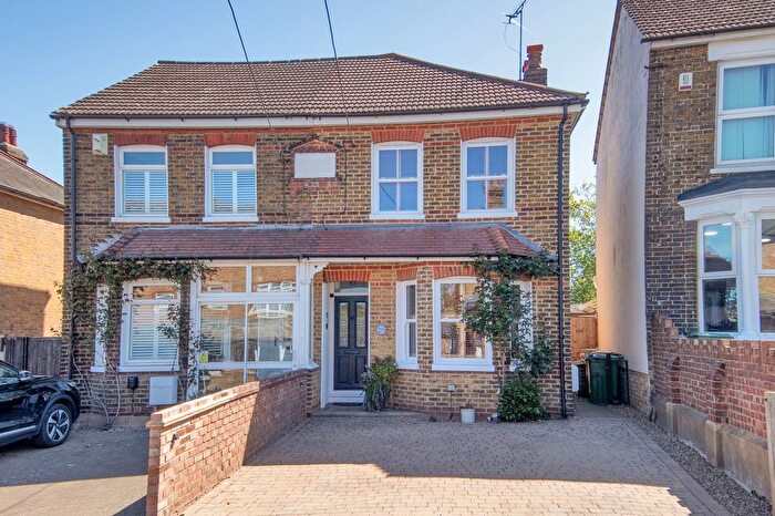 2 Bedroom Semi Detached House For Sale In Station Road, Longfield, Kent, DA3