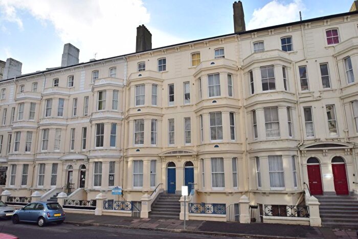 2 Bedroom Flat To Rent In Lascelles Terrace, Eastbourne, BN21