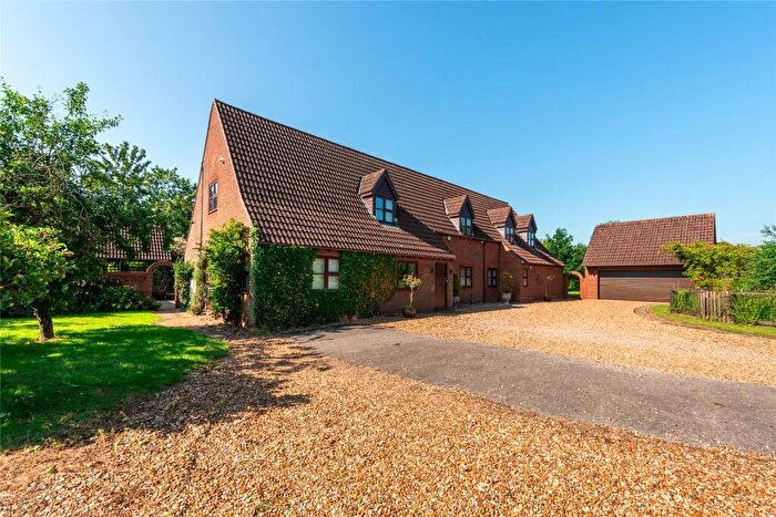 7 Bedroom Detached House For Sale In Rotten Row, Riseley, Bedfordshire, MK44