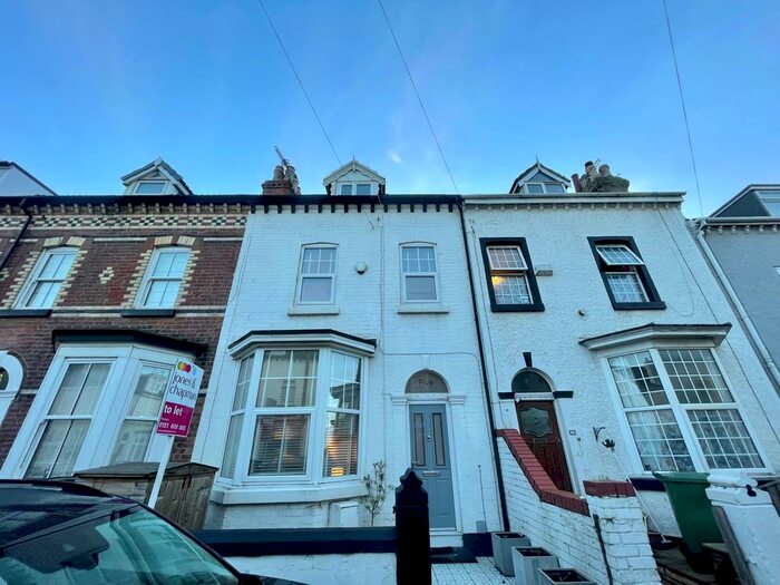 4 Bedroom Property To Rent In Strand Road, Hoylake, Wirral, CH47