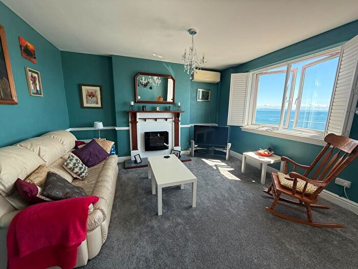 2 Bedroom Apartment To Rent In West End Parade, Pwllheli, LL53