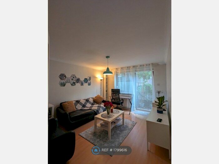 1 Bedroom Flat To Rent In Sugarloaf Walk, London, E2