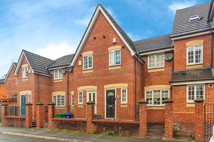 3 Bedroom Terraced House For Sale In New Barns Avenue, Chorlton, Greater Manchester, M21