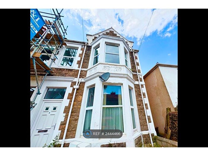 3 Bedroom Flat To Rent In Weston-Super-Mare, Weston-Super-Mare, BS23
