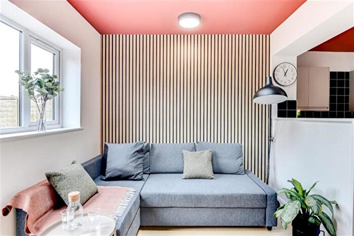 7 Bedroom Terraced House To Rent In Cleveland Drive, Oxford, OX4