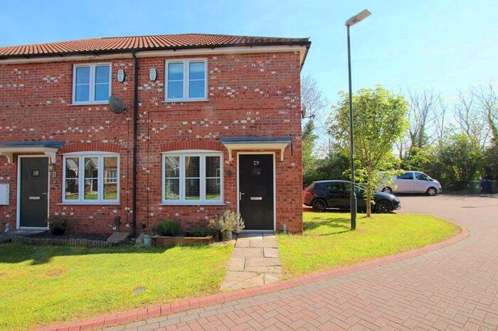 2 Bedroom End Of Terrace House For Sale In Saxonfields Drive, Stallingborough, DN41