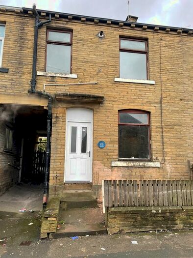 2 Bedroom Terraced House To Rent In Ewart Street, Bradford, West Yorkshire, BD7