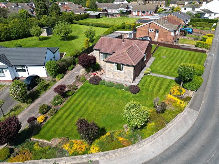 3 Bedroom Bungalow For Sale In Lea Croft, Baghill Road, Tingley, Wakefield, WF3