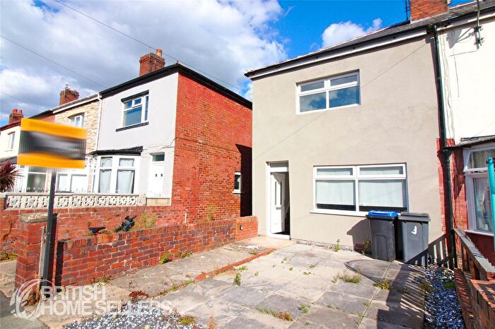 2 Bedroom End Of Terrace House For Sale In Sowerby Avenue, Blackpool, Lancashire, FY4