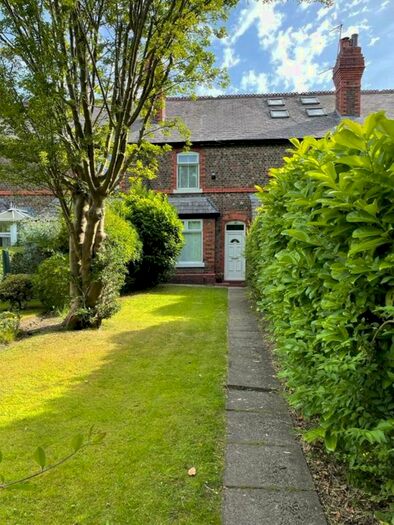 2 Bedroom Terraced House To Rent In Knutsford View, Altrincham, WA15