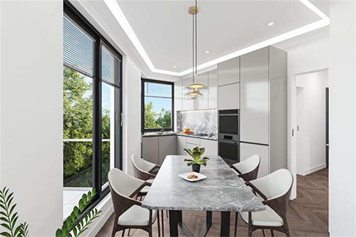 2 Bedroom Apartment To Rent In Watford Way, Mill Hill, London, NW7