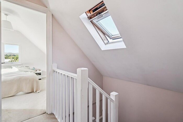 2 Bedroom Duplex For Sale In Alexandra Road, Hemel Hempstead, Hertfordshire, HP2