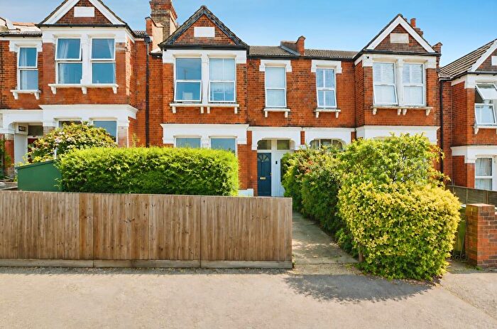 4 Bedroom Terraced House For Sale In Faversham Road, London, SE6