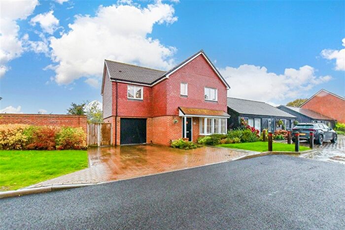 4 Bedroom Detached House For Sale In Collier Street, Yalding, Maidstone, Kent, ME18