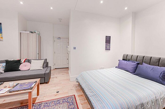 Studio To Rent In Draycott Place, Chelsea, London, SW3