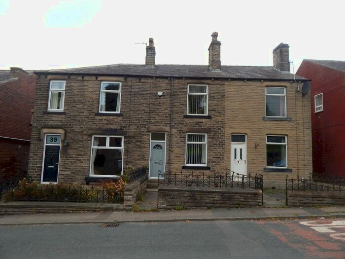 2 Bedroom Terraced House To Rent In Greenside Road, WF14