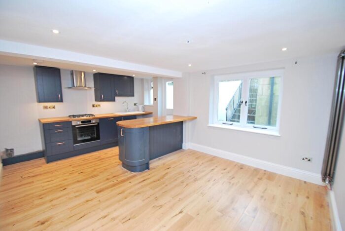 3 Bedroom House To Rent In Bannerdown Road, Batheaston, Bath, BA1