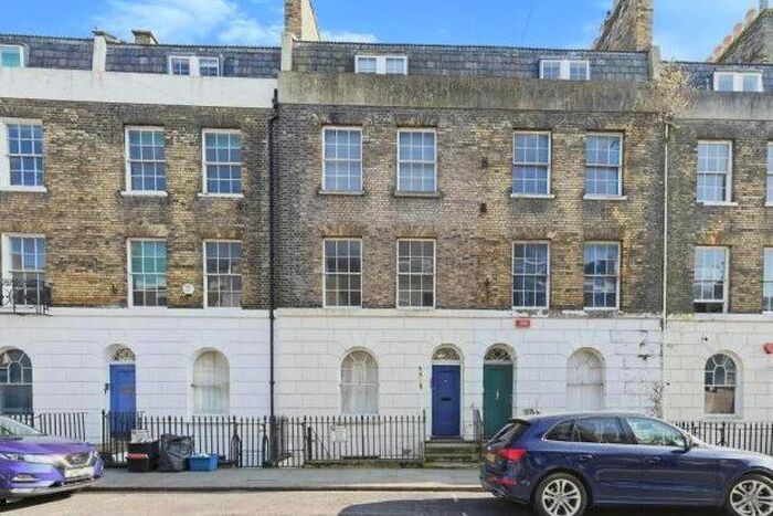 1 Bedroom Flat To Rent In Castle Street, Dover, CT16