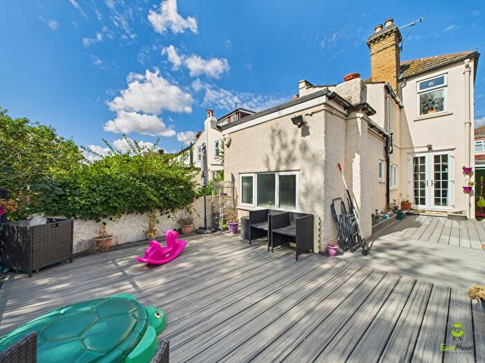 3 Bedroom Detached House For Sale In Grosvenor Road, Belvedere, Kent, DA17