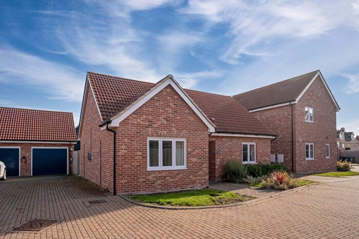 2 Bedroom Property For Sale In Webb Close, Hardwick, CB23