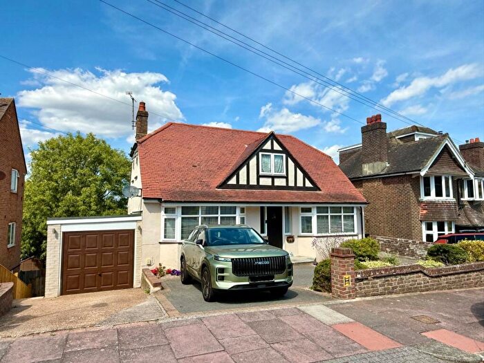 3 Bedroom Detached House For Sale In Kings Avenue, Eastbourne, East Sussex, BN21