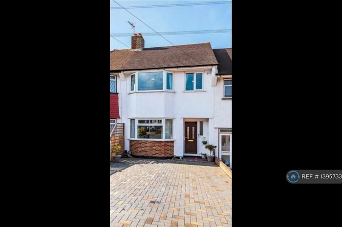 4 Bedroom Terraced House To Rent In Lynmouth Avenue, Morden, SM4