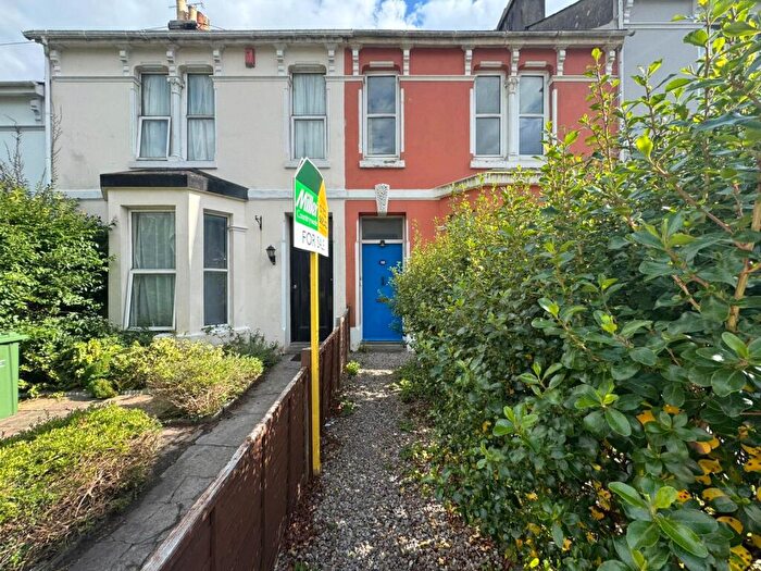 2 Bedroom Flat For Sale In Belgrave Road, Plymouth, Devon, PL4