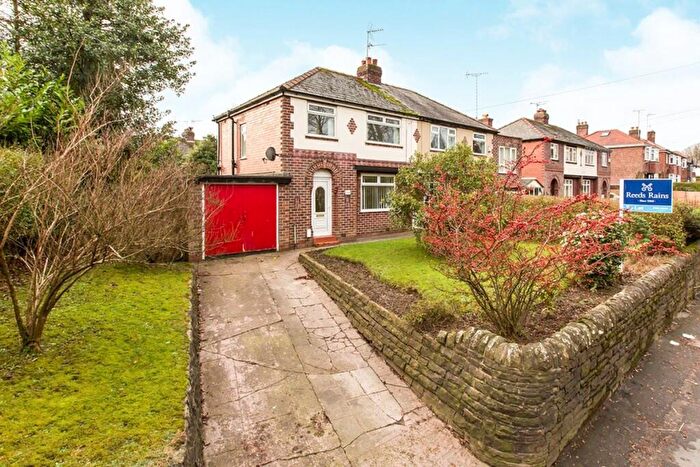 3 Bedroom Semi-Detached House To Rent In Chester Road, Macclesfield, Cheshire, SK11