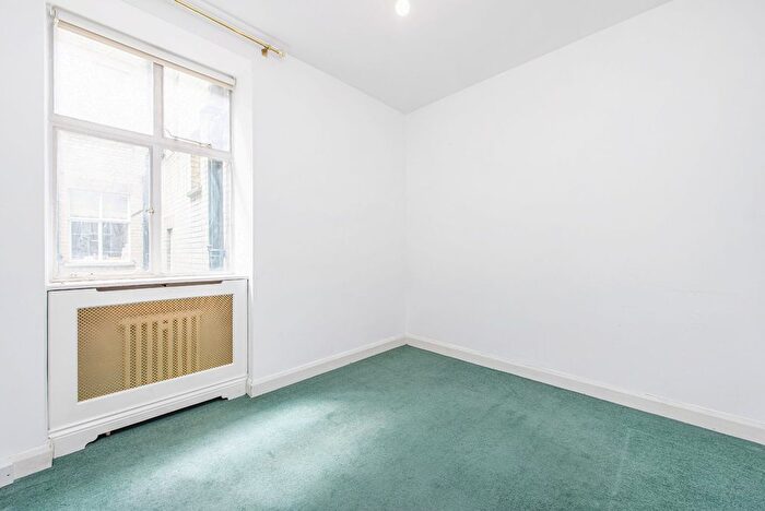 3 Bedroom Flat To Rent In Crawford Street, London, W1H