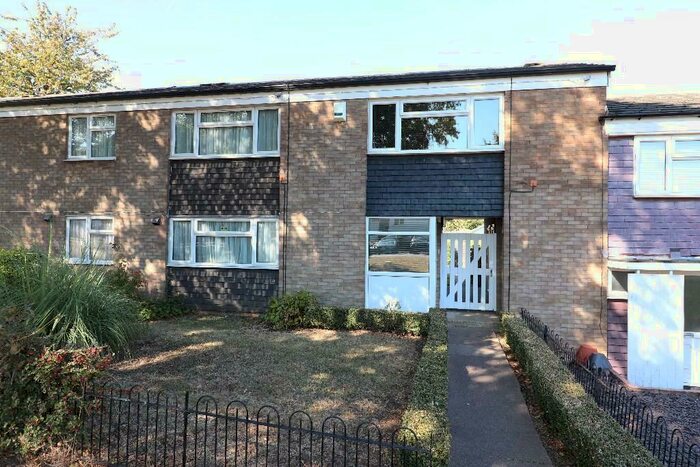 1 Bedroom Maisonette To Rent In Meredith Road, SG1