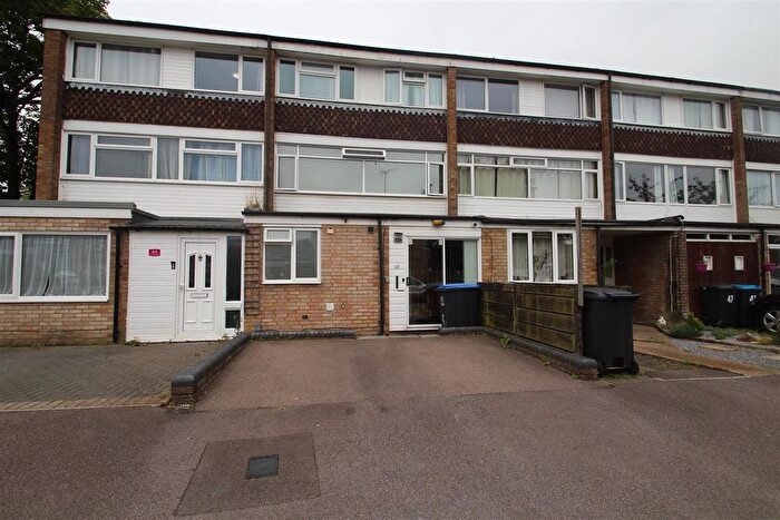 Property To Rent In Hatfield Crescent, Hemel Hempstead, HP2