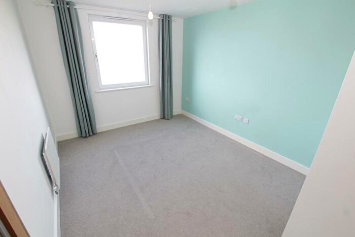 2 Bedroom Apartment To Rent In Newfoundland Way - Portishead, BS20
