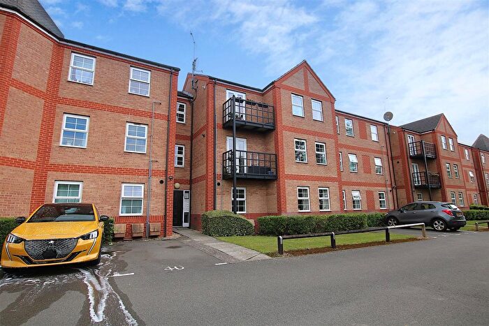 2 Bedroom Flat For Sale In Turners Gardens, Wootton, NN4