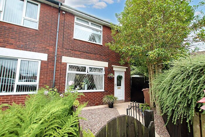 2 Bedroom Semi-Detached House For Sale In Beechwood Avenue, Littleborough, OL15