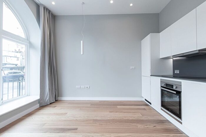 1 Bedroom Flat To Rent In Avonmore Road, London, W14