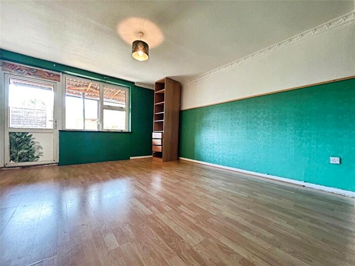 3 Bedroom Terraced House For Sale In Milwards, Harlow, Essex, CM19