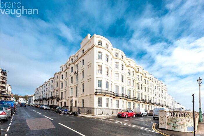 2 Bedroom Flat To Rent In Percival Terrace, Brighton, East Sussex, BN2
