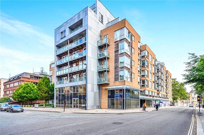 2 Bedroom Flat To Rent In Telephone House, High Street, Southampton, SO14