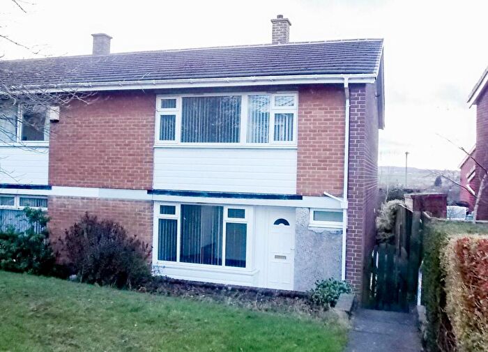 3 Bedroom End Of Terrace House To Rent In Sandray Close, Birtley, DH3