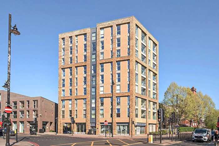 1 Bedroom Flat To Rent In Stockwell Park Walk, Brixton, London, SW9