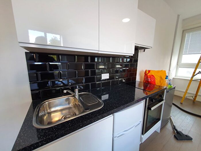 Studio To Rent In Woolwich Road, Woolwich, SE7