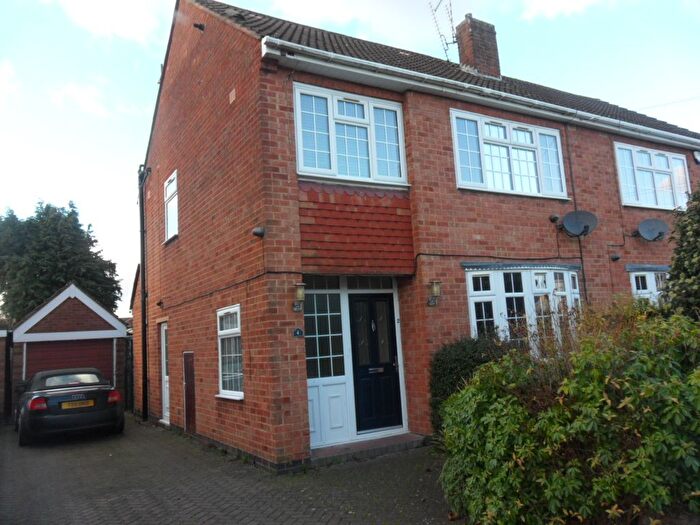 4 Bedroom Semi-Detached House To Rent In Oddicombe Croft, Cheylesmore, CV3