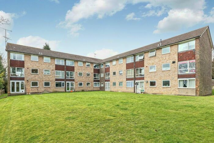 2 Bedroom Apartment To Rent In Broadlands Court, Bracknell, RG42