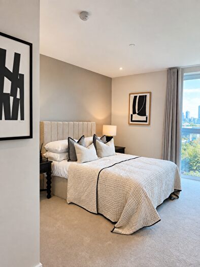 3 Bedroom Apartment For Sale In Grand Union | Final Bed | Bathrooms | Balconies | Book Your Private Viewing, HA0