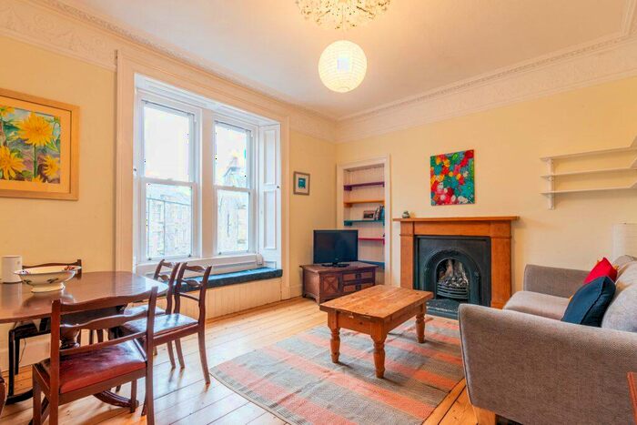 2 Bedroom Flat To Rent In L &# Tarvit Street, Edinburgh, EH3