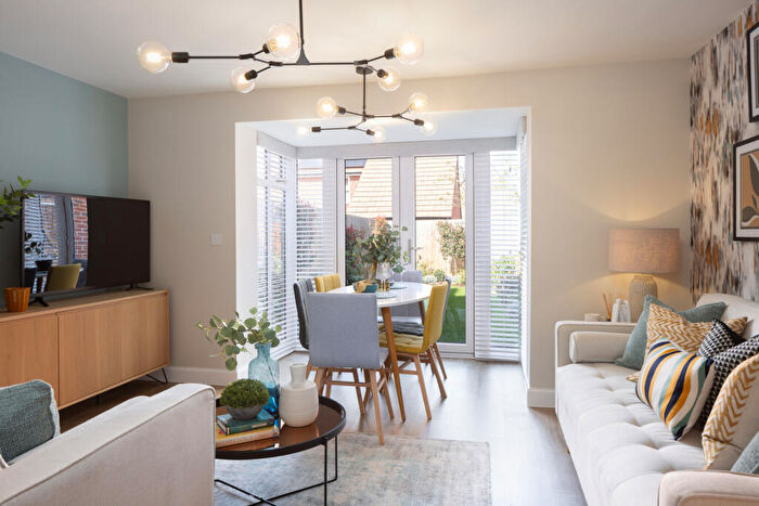 3 Bedroom End Of Terrace House For Sale In Blackwater Drive, Dunmow, Essex, CM6