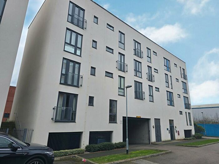 1 Bedroom Flat To Rent In Otto Road, Welwyn Garden City, AL7