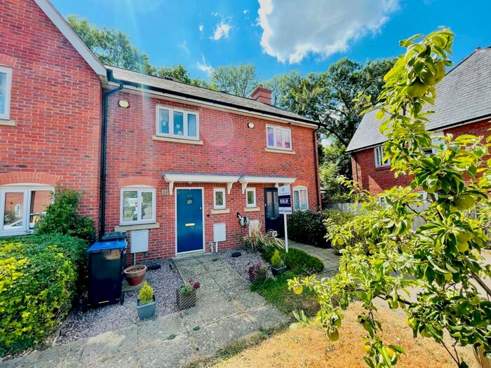 2 Bedroom Terraced House To Rent In Campriano Drive, Warwick, CV34