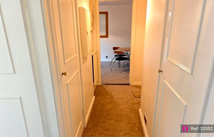 1 Bedroom Flat For Sale In Ollgar Close, London, W12