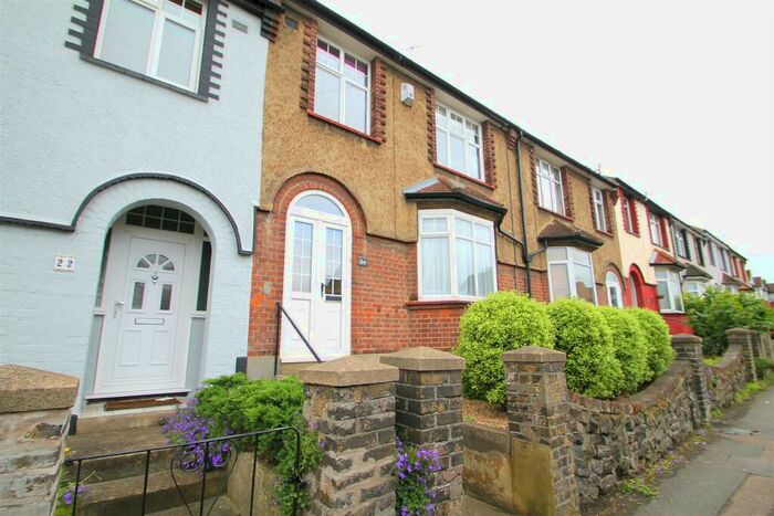 3 Bedroom Terraced House To Rent In Earl Road, Northfleet, Gravesend, DA11